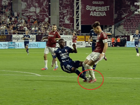 Decizie controversată a arbitrajului în meciul Rapid