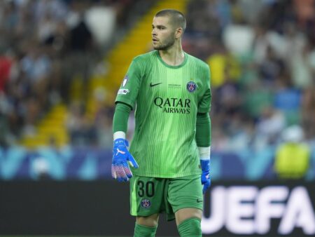 Înlocuitorul lui Donnarumma, eroare la debutul său la PSG » Ce a făcut în Supercupa Europei