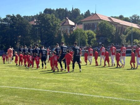 Viitorul star al lui Dinamo? La doar 15 ani, titular în prima echipă: „Are deja 1,85 m înălțime”