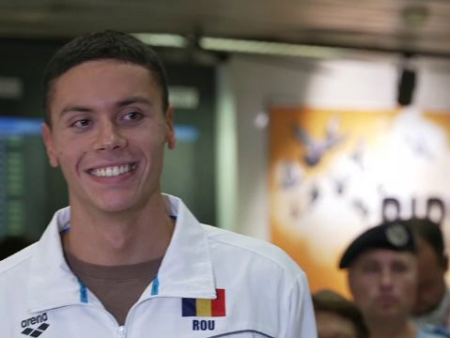 David Popovici, sincer în întoarcerea sa în România. De ce a ‘refuzat’ Salonul Oficial de la Aeroportul Henri Coandă