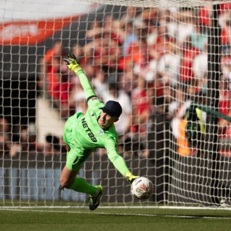 Nu a fost doar noroc! Cum a strălucit Dean Henderson, portarul lui Crystal Palace, în fața lui Liverpool în Supercupa Angliei