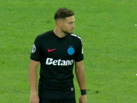 Galeria lui Dinamo nu l-a iertat pe Dennis Politic: ce s-a auzit pe Arena Națională în timpul pauzei