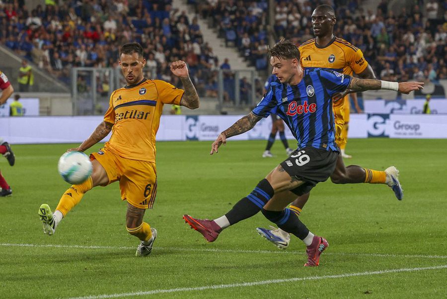 Marius Marin este evaluat la 3 milioane de euro pe Transfermarkt. Pisa l-a achiziționat în 2019 cu 400.000 de euro de la Sassuolo / Foto: Imago Cel mai bun la debutul în Serie A: „Maestru la Pisa!”