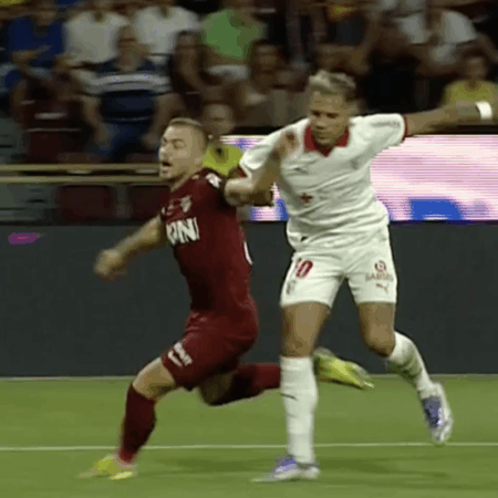 „Se impunea acordarea unui penalty pentru CFR Cluj!”