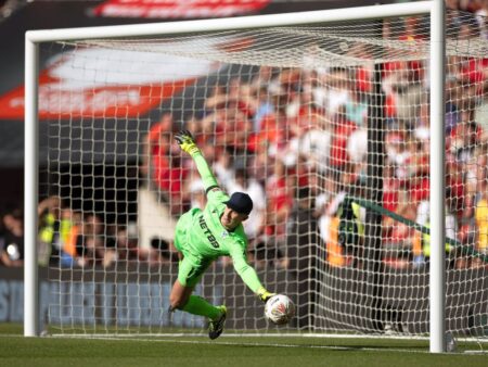 Eroul de la Crystal Palace a strălucit și după meciul cu Liverpool: Gestul emoționant al portarului Dean Henderson!