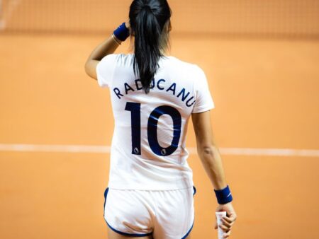 Emma Răducanu susține Tottenham! Ce alți fani celebri are echipa lui Radu Drăgușin?