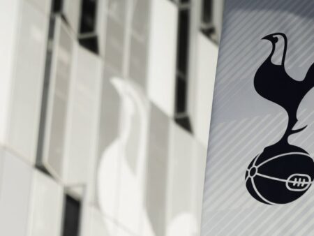 A semnat cu Tottenham! Mișcarea surpriză a echipei unde joacă și Radu Drăgușin