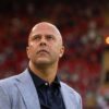 Arne Slot, după ce Salah a rămas singur în fața peluzei la finalul meciului, cu lacrimi în ochi: „Un omagiu impresionant, Mo a trăit emoția”