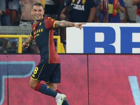 Contul oficial al Serie A a postat doar 5 cuvinte după golul spectaculos marcat de Stanciu pentru Genoa.
