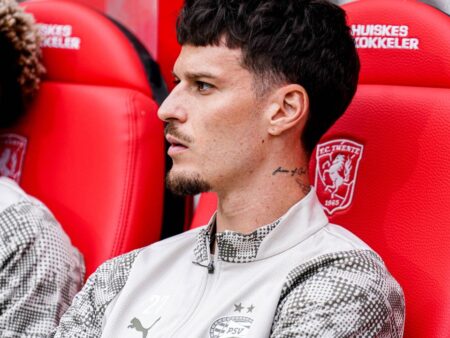 Ce transfer impresionant la PSV Eindhoven! Dennis Man, noul coleg de la Bayern Munchen