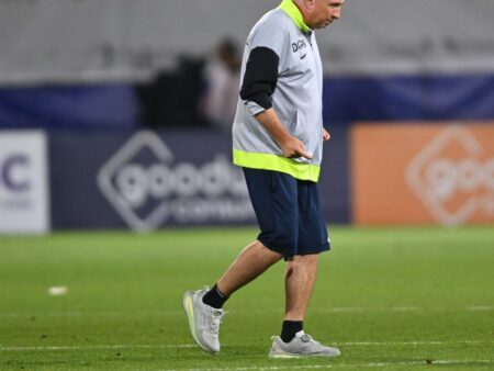 Fără milă! Reacția surprinzătoare a jucătorilor de la Hacken după demisia lui Dan Petrescu de la CFR Cluj: ”Ce tare, Doamne!”