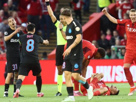 Șocant! UEFA a decis sancțiunea pentru Juri Cisotti după cartonașul roșu primit în prima manșă cu Aberdeen