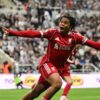 Rio Ngumoha a impresionat St. James’ Park! La doar 16 ani, a devenit cel mai tânăr marcator din istoria lui Liverpool.