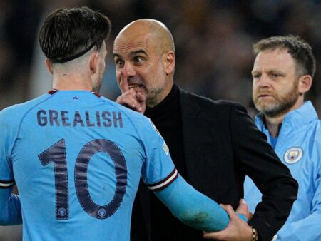 Negocierile pentru transferul lui Grealish au început! Manchester City e interesată de un împrumut pe un sezon, cu opțiune de transfer permanent.