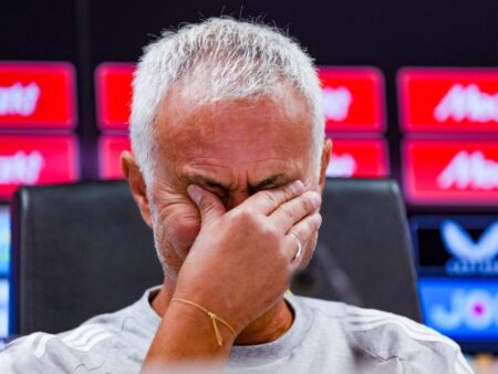 Jose Mourinho, în lacrimi la conferință după moartea lui Jorge Costa: „Voi acționa cum mi-ar fi spus el: azi și mâine am responsabilități, iar după voi plânge”