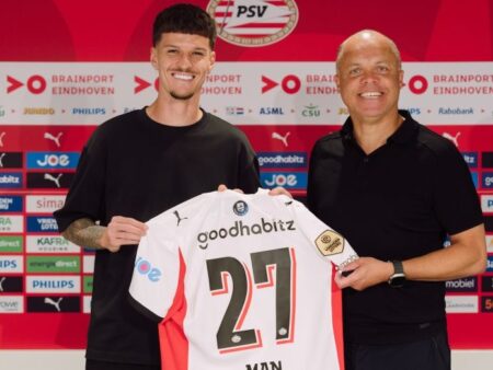 Antrenorul lui PSV Eindhoven a făcut publică decizia privind transferul lui Dennis Man, la scurt timp după achiziție.