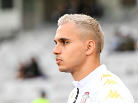 Marius Șumudică vorbește despre dorința lui Cristi Manea de a pleca de la Rapid: „Vrea să fie împrumutat!”