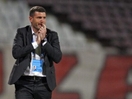 Laszlo Balint a explodat după Slobozia – Oțelul 0-0: „E un pericol pentru jucători! Sunt bolovani pe teren, nu este un meci de SuperLiga”
