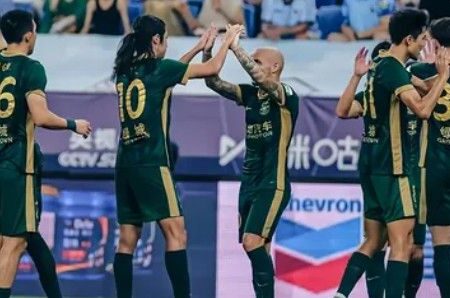 „Mitriță, du-ne în Champions League!” Românul este „Mitriță Regele” în China: 6 meciuri, 7 goluri și 3 pase decisive!