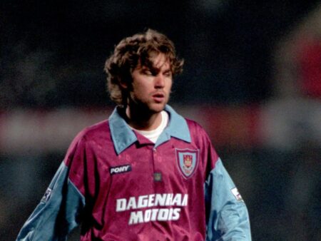 Florin Răducioiu și reușita care a făcut tribunele de la Boleyn Ground să explodeze de bucurie