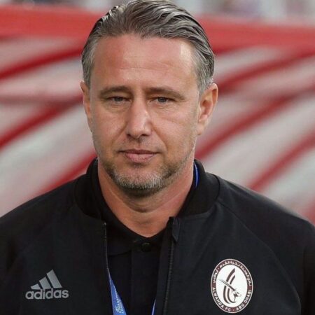 Reghecampf a descoperit traseul din Liga Campionilor! Ce echipă îl așteaptă pe antrenorul român în drumul spre trofeu.
