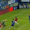 Parada sezonului în Superligă! Portarul a realizat o intervenție spectaculoasă, urmată de eliminarea la aceeași fază.