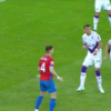 Controverse la FCSB – FC Argeș! L-a amețit pe adversar cu un picior în cap, dar a scăpat de cartonașul roșu.