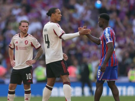 Liverpool, în forță pe piața transferurilor! A început negocierile pentru adversarul din meciul de acum două zile.