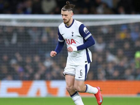 Radu Drăgușin, EXCLUS din lista de Champions League a lui Tottenham