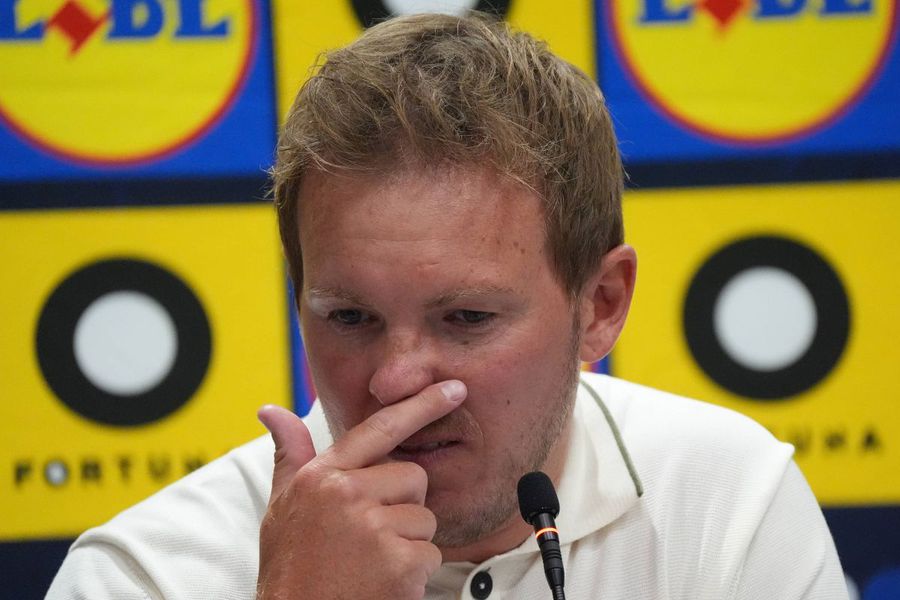 Julian Nagelsmann a ajuns la a treia înfrângere consecutivă cu naționala Germaniei: 1-2 cu Portugalia, 0-2 cu Franța, în Final Four-ul din UEFA Nations League, respectiv 0-2 cu Slovacia, în preliminariile CM 2026. Jens Lehmann exprimă critici la adresa selecționerului Nagelsmann: „Tot timpul caută scuze”