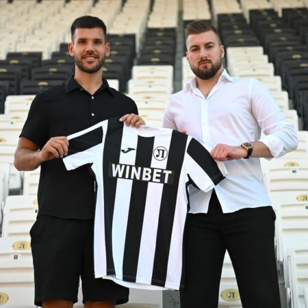 Oficial! Andrei Chindriș a fost prezentat la noua sa echipă.