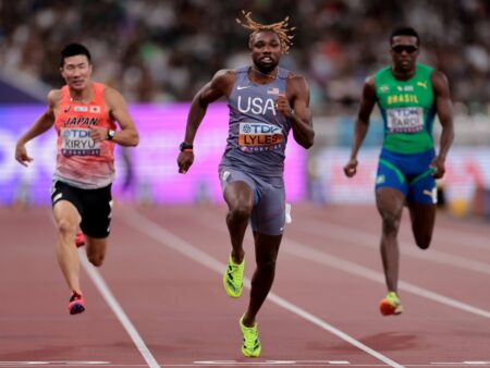 Oblique Seville câștigă titlul de campion mondial la Tokyo în proba de 100 m » Melissa Jefferson-Wooden triumfă la feminin