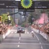 Unul dintre cele mai memorabile momente ale anului în sportul internațional: Gestul impresionant al lui Tadej Pogacar, alergând pe „șoseaua liberă” spre victorie