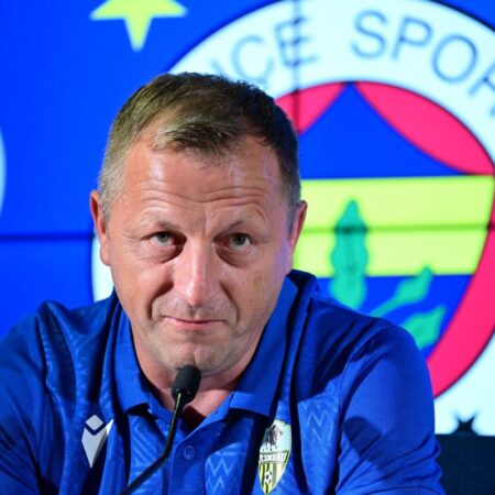 Moldova și-a ales noul selecționer după înfrângerea de 1-11 cu Norvegia » Debut la București