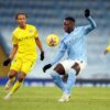 Fostul star al lui Manchester City a aterizat în Estul Europei » Sosire cu avion privat