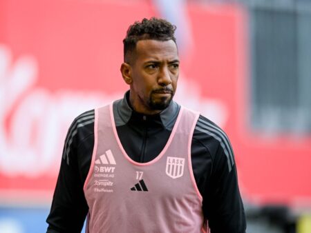 S-a retras din fotbal » Fost campion mondial și dublu câștigător al Ligii Campionilor își suspendă cariera