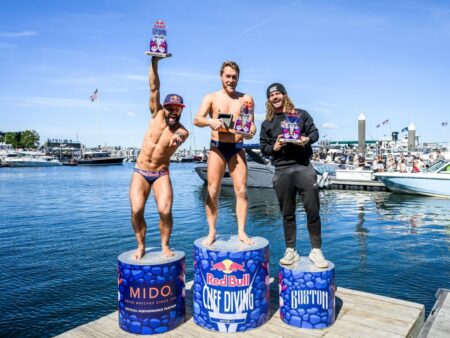 Cătălin Preda, locul al II-lea în etapa de la Boston din Red Bull Cliff Diving » Constantin Popovici, pe podium la finalul sezonului