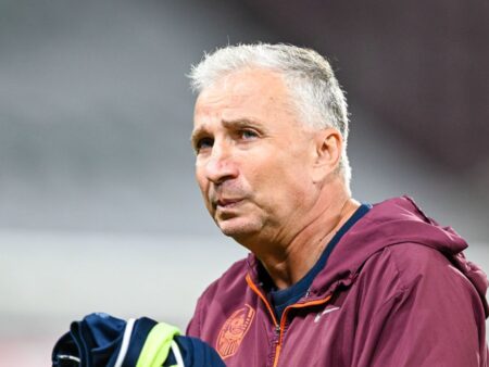 Ce salariu îi oferă CSKA Sofia lui Dan Petrescu pentru a semna?