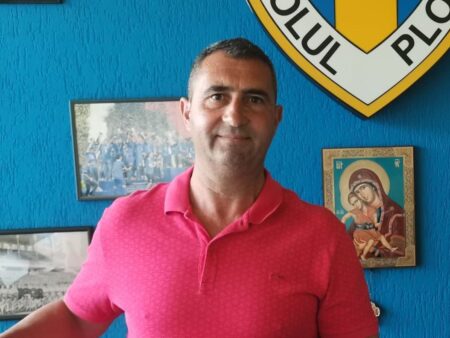 Antrenorul de la Petrolul critică jucătorii: „Fac greșeli și sunt speriați”