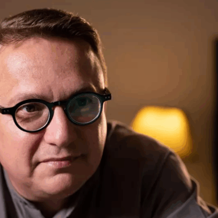 „David Popovici înoată spectaculos, arată fantastic, se exprimă bine și gândește logic! Dacă aș fi mai tânăr, ar fi idolul meu.”