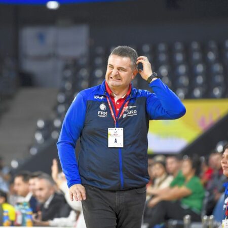 Cutremur în echipa națională de handbal feminin! Selecționerul Florentin Pera a demisionat.