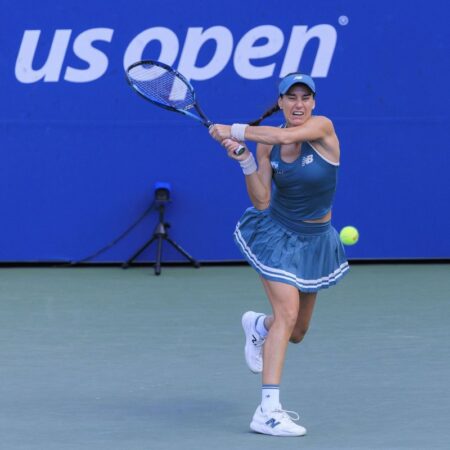 Sorana Cîrstea – Karolina Muchova, în turul secund la Beijing » A treia confruntare din acest an între cele două jucătoare