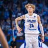 Surpriză în lumea baschetului! Cea mai tânără vedetă de la EuroBasket 2025 a semnat cu viitoarea rivală a lui U-BT Cluj-Napoca.