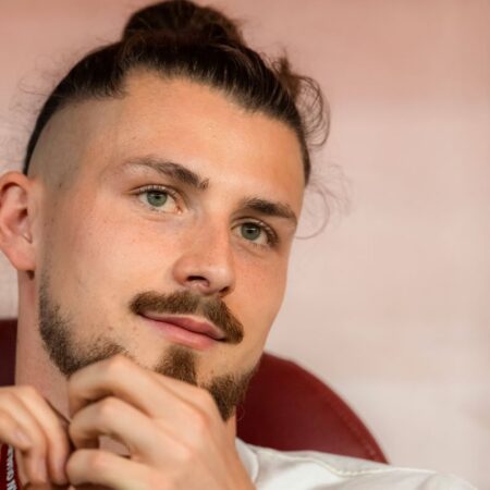 Managerul Thomas Frank oferă actualizări despre revenirea lui Radu Drăgușin