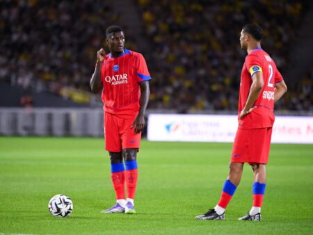 A început derby-ul Barcelona – PSG: „Lamine Yamal se va confrunta cu cel mai bun fundaș stânga din lume”