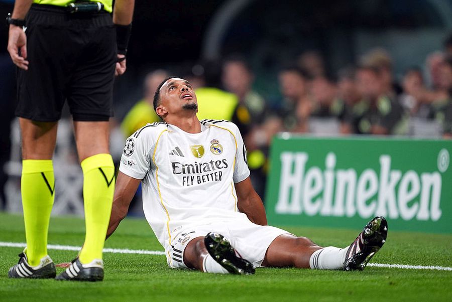 Ghinion pentru vedeta lui Real Madrid » Scos după 5 minute la debutul în Champions League