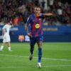 „Pedepsitul” Raphinha i-a răspuns lui Hansi Flick » Brazilianul a strălucit în „setul alb” obținut de Barcelona contra Valenciei