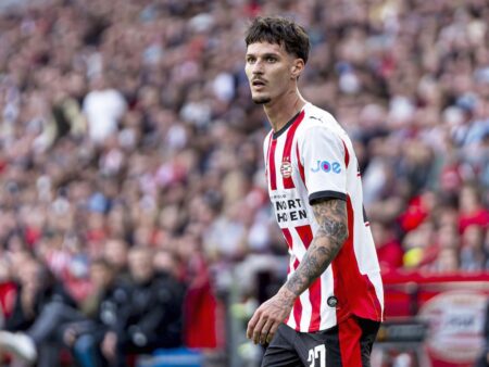 Olandezii au înțeles deja situația lui Dennis Man » „În România, fanii îl adoră! Poate că PSV va avea răbdare”
