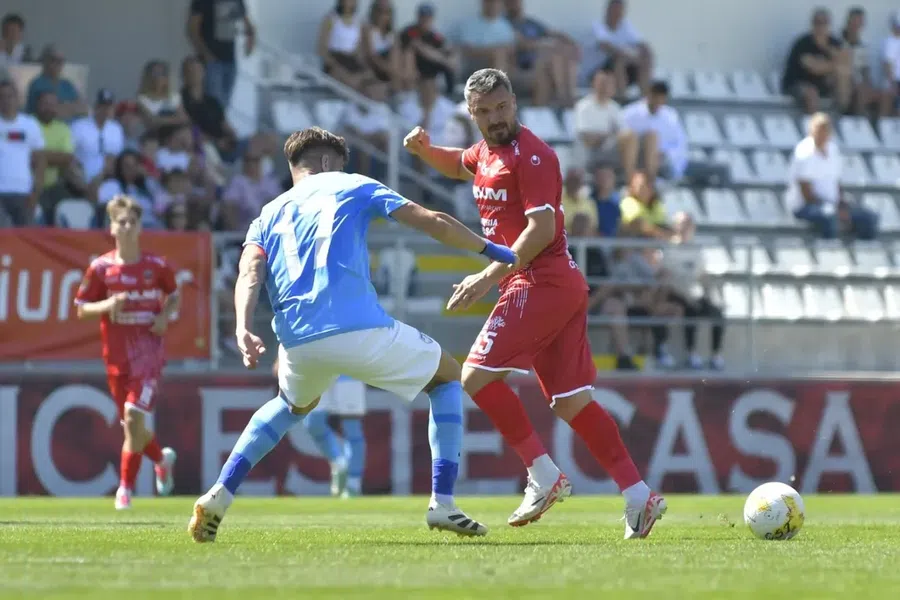 Budescu în tricoul lui CS Tunari „Mă așteptam la căderea FCSB-ului” » Constantin Budescu e convins că a găsit cauza