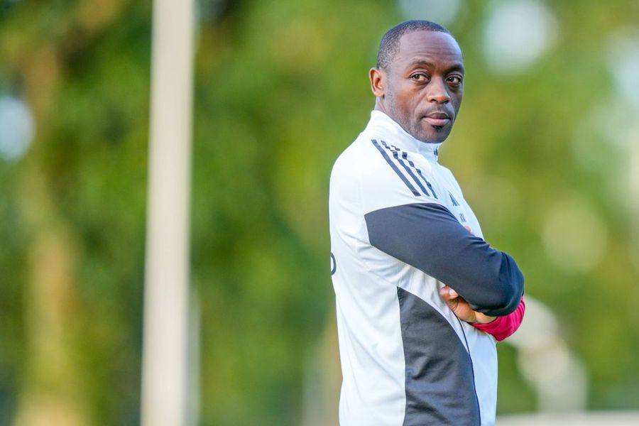 Kiki Musampa este antrenor la echipele de juniori de la Ajax A câștigat Liga Campionilor, iar acum a fost arestat pentru evaziune fiscală
